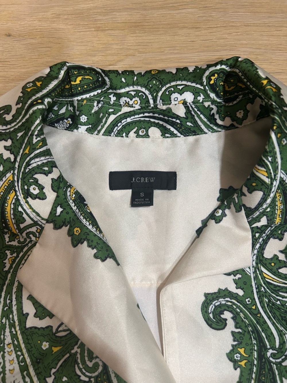 Silk-Blend Green Paisley Button-Front Top - Picture 3 of 4